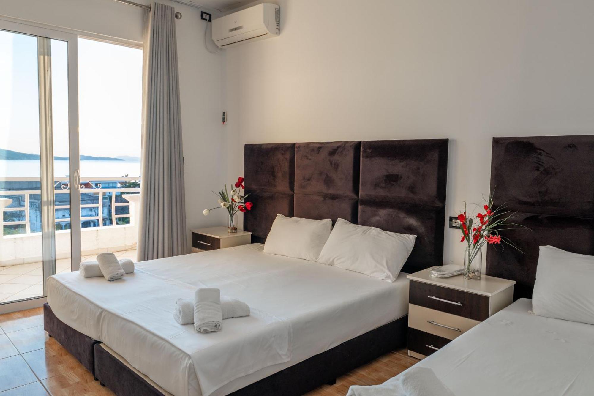Hotel Myrtai - City Center Sarande Exterior photo
