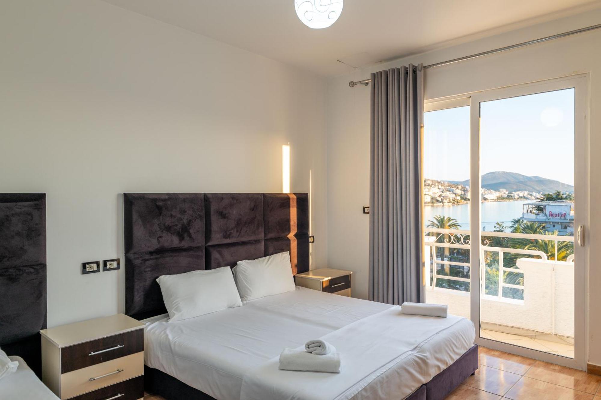 Hotel Myrtai - City Center Sarande Exterior photo