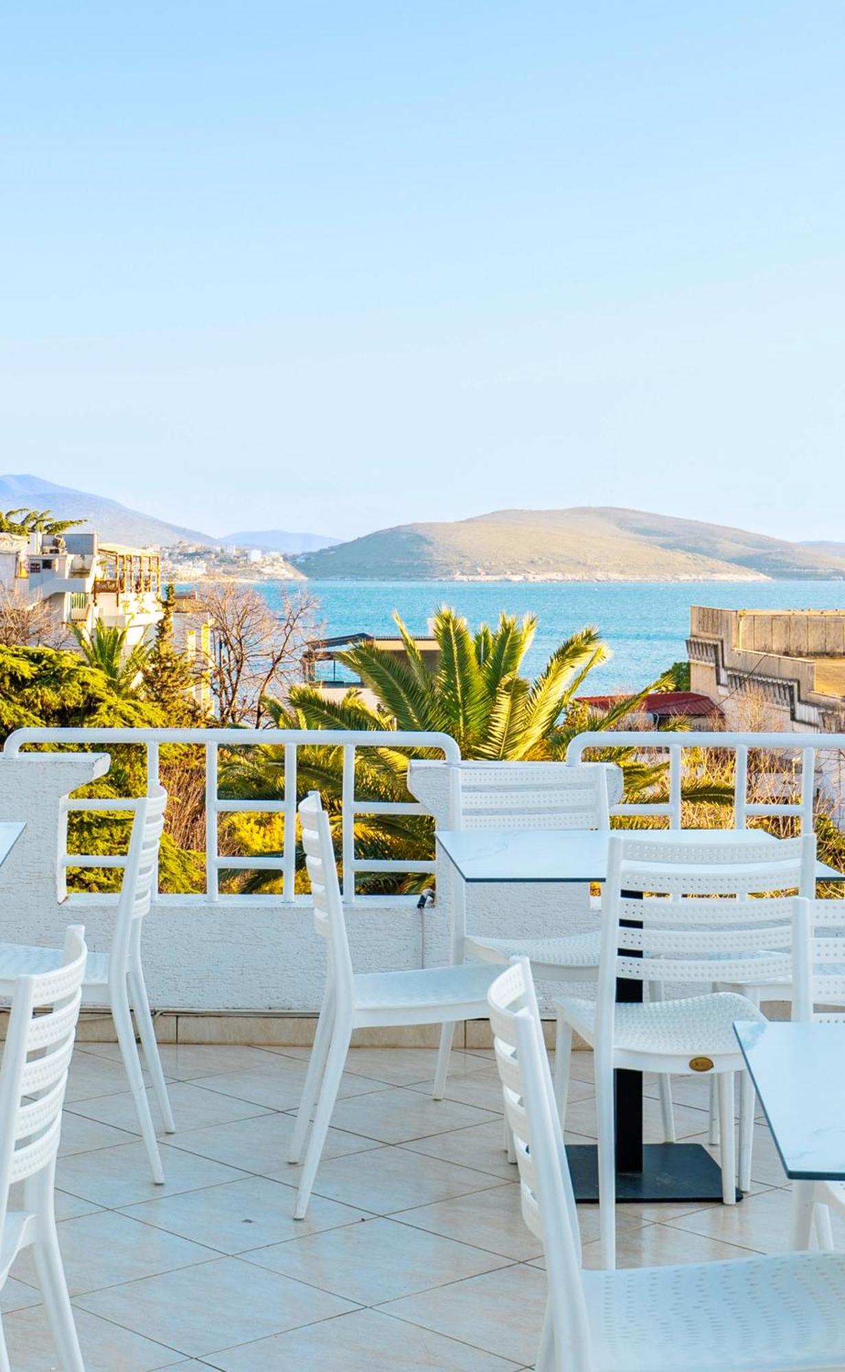 Hotel Myrtai - City Center Sarande Exterior photo